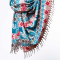 damski szal himalajski z wzorami etno w orientalnym stylu morski turkusowy