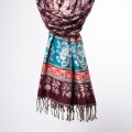 damski szal himalajski z wzorami etno czekoladowy
