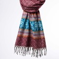 szal himalajski z Nepalu z wzorami etno czekoladowy