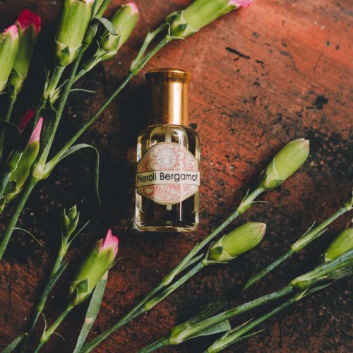 indyjskie perfumy w olejku neroli bergamotka kwiat pomarańczy