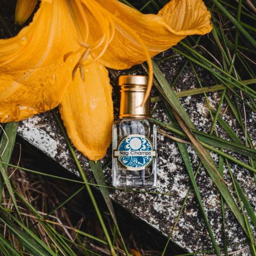 indyjskie perfumy w olejku nag champa magnoilia