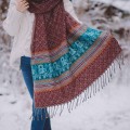 szal himalajski z wzorami etno czekoladowy