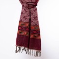 dlugi duzy burgundowy bordowy szal szalik damski we wzory na jesien na zime