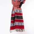 szal z wzorami etno boho czerwony