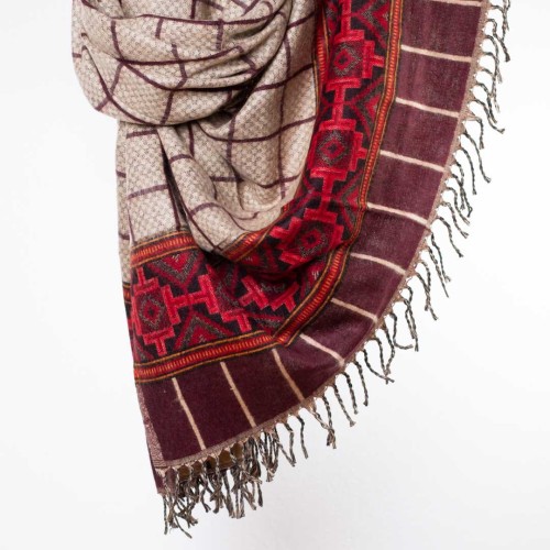 szal koc w krate z wzorami etno boho burgundowy