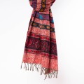 szal kocyk himalajski z wzorami etno boho czerwony melanz