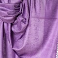 elegancki szal damski satynowy fioletowy lawendowy