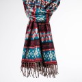 damski szal kocyk w kolorowe wzory etno boho z fredzlami morska zielen z wisnia