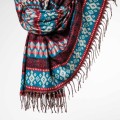 damski szal kocyk w kolorowe wzory etno boho z fredzlami morska zielen z wisnia