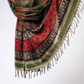 damski szal kocyk w kolorowe wzory etno boho z fredzlami zielony