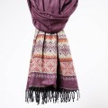 damski szal kocyk w kolorowe wzory etno boho z fredzlami sliwkowy