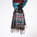 damski szal kocyk w kolorowe wzory etno boho z fredzlami