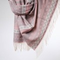damski cieply szal z dodatkiem kaszmiru w kolorowe pastelowe wzory pudrowy roz