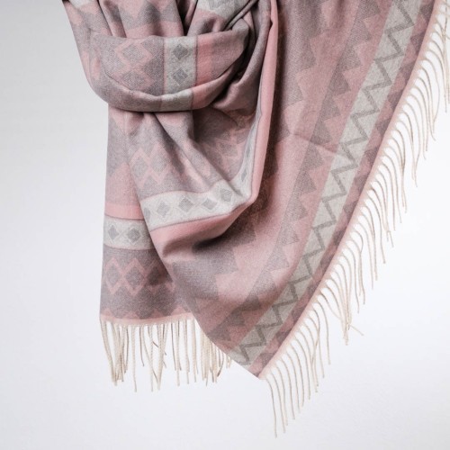 damski cieply szal z dodatkiem kaszmiru w kolorowe pastelowe wzory pudrowy roz