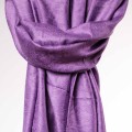elegancki satynowy szal damski fioletowy
