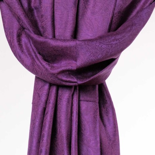 elegancki satynowy szal damski fioletowy jagodowy