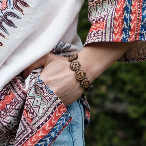 bransoletka buddyjska nepalska boho etno regulowana damska mantra om mani