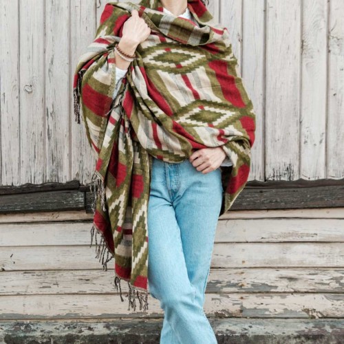 dlugi damski zielony czerwony szal szalik chusta indyjska we wzory na jesien na zime