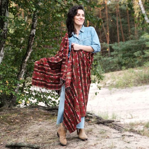 dlugi duzy czerwony damski szal szalik we wzory boho na jesien na zime