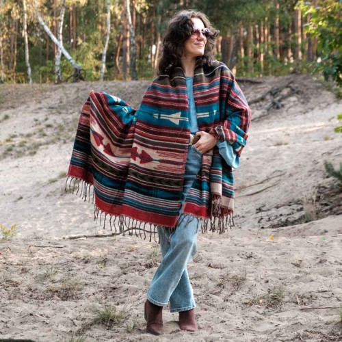 dlugi czerwony kolorowy damski szal szalik jesienny zimowy we wzory boho