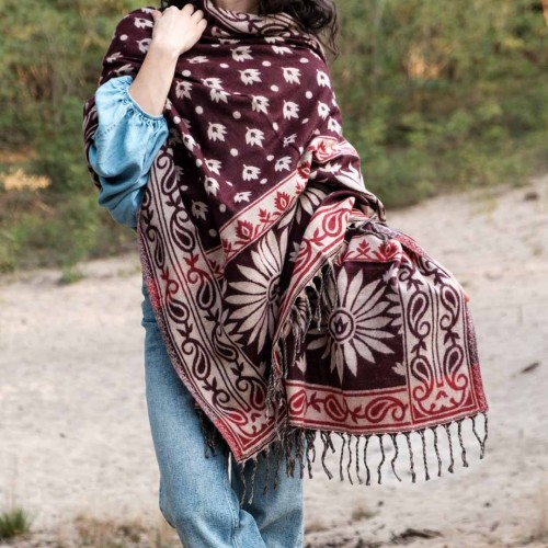 dlugi jesienny zimowy damski szal szalik bordowy burgundowy we wzory w kwiaty