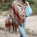 dlugi duzy jesienny zimowy damski szal szalik we wzory boho etno oliwkowy khaki jasny