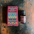indyjski olejek zapachowy do kominkow dyfuzorow aromaterapii sandalwood drzewo sandalowe 10 ml